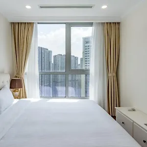 Apartment Luxury Vinhomes Central Park, Ho Chi Minh City