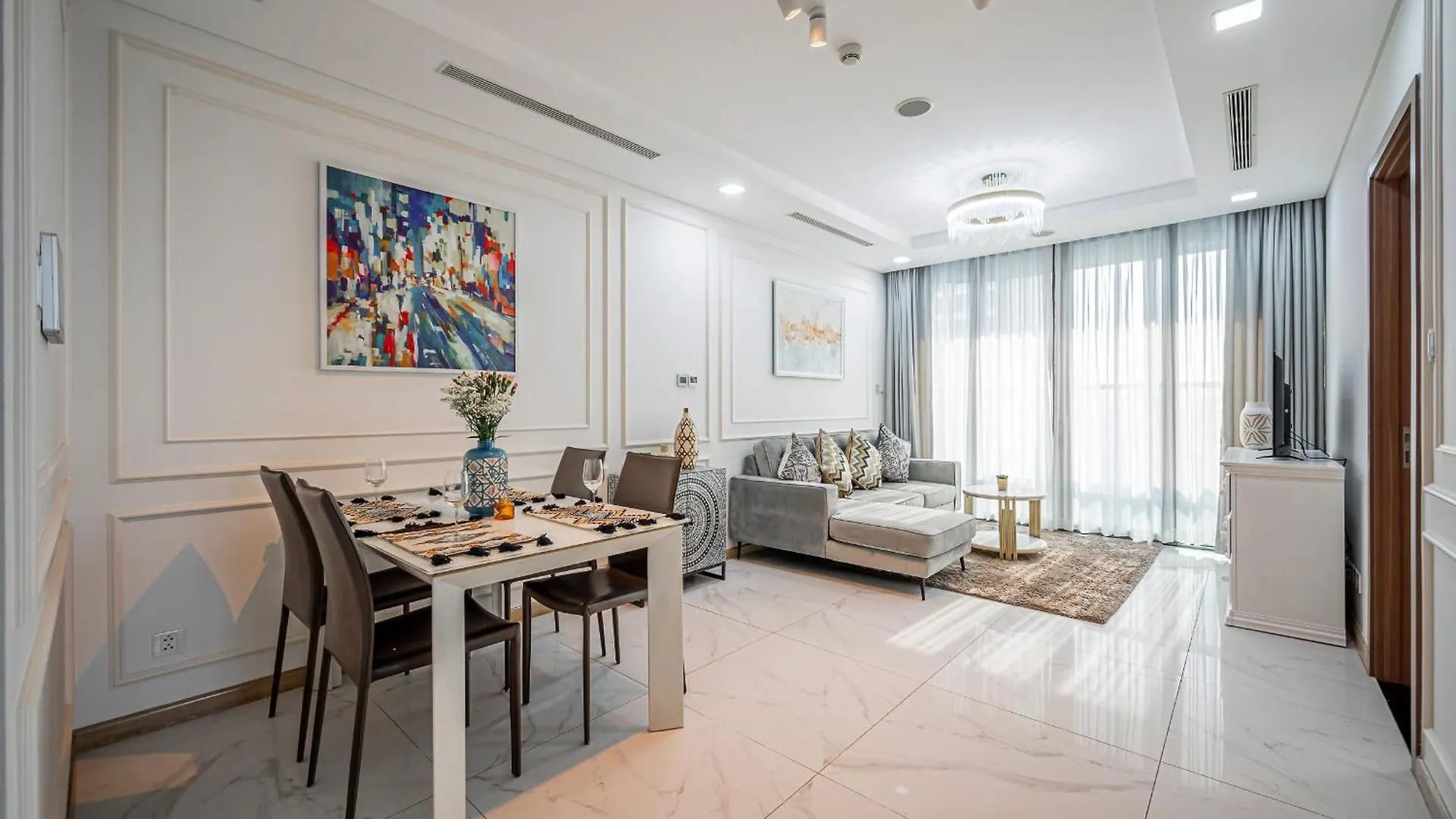 Landmark 81 & Vinhomes Urban Ho Chi Minh City 0*,