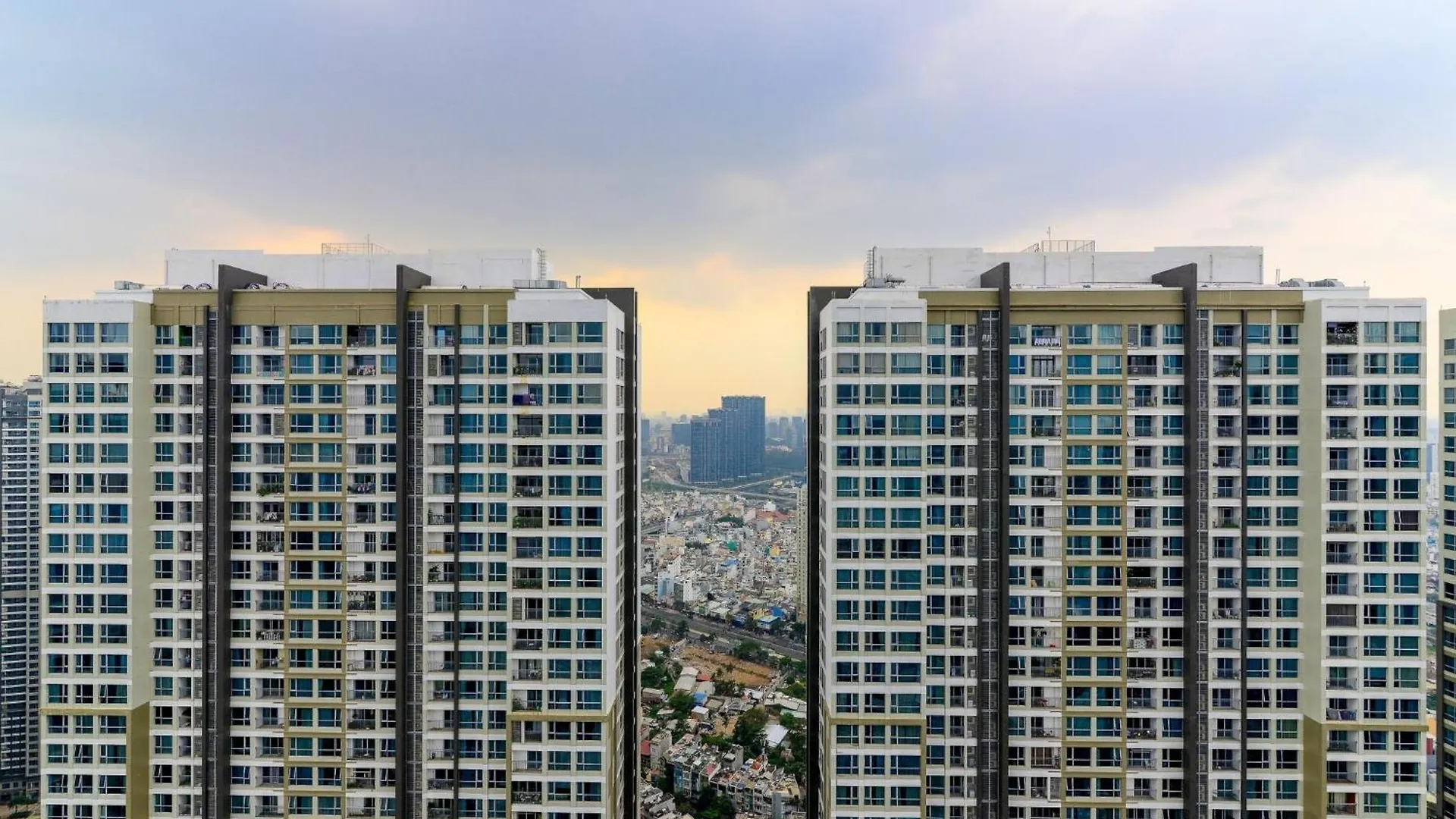 Landmark 81 & Vinhomes Urban Ho Chi Minh City 0*,  Vietnam