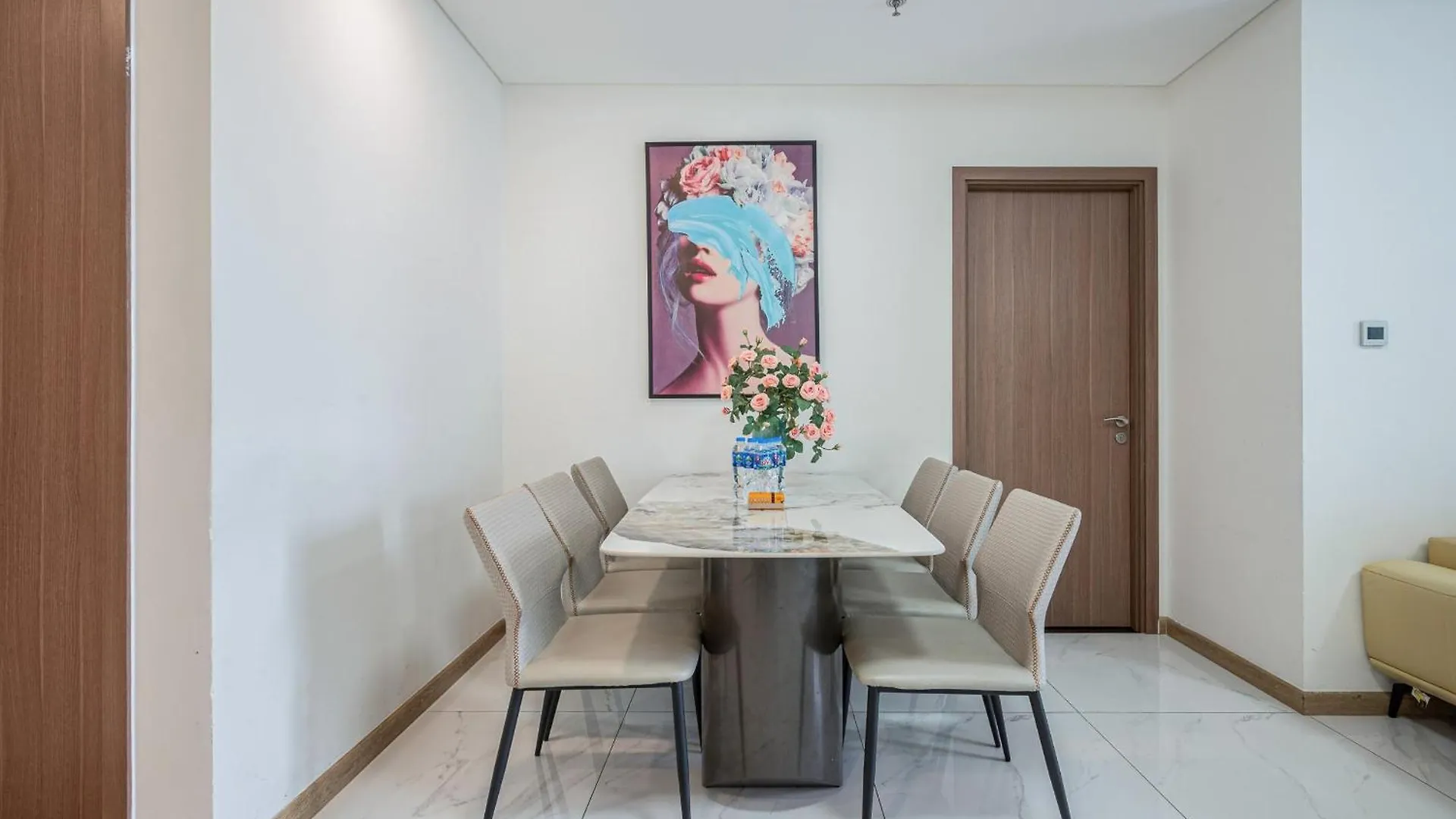 Landmark 81 & Vinhomes Urban Ho Chi Minh City Apartment