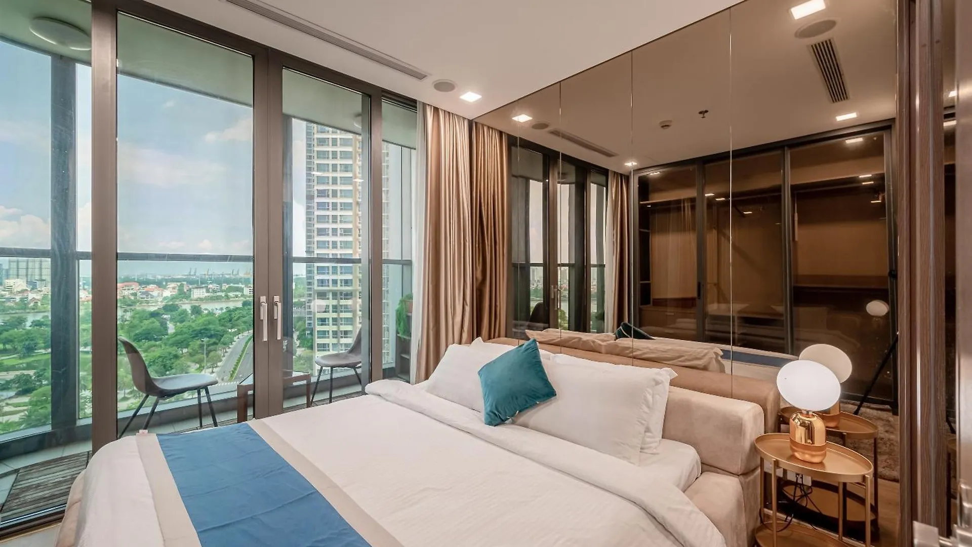 Landmark 81 & Vinhomes Urban Ho Chi Minh City