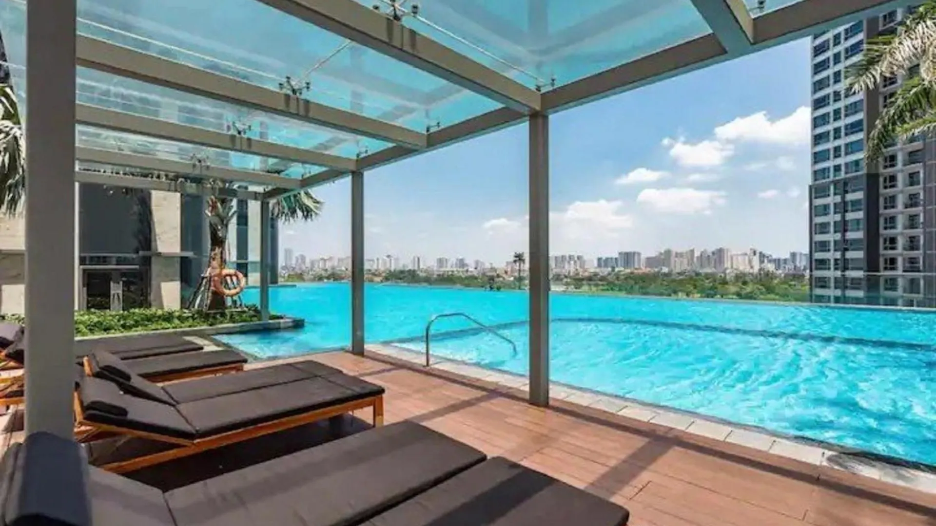 Apartment Landmark 81 & Vinhomes Urban Ho Chi Minh City